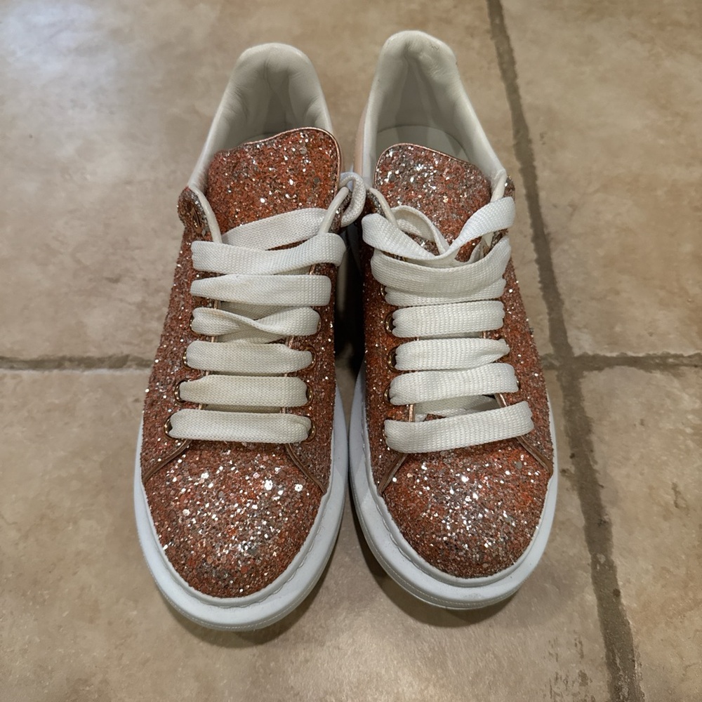 Alexander McQueen Glitter Sneakers in Rose Gold and White